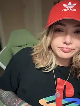 Snapshot of nativepumpkin95 chatting on 03/10/25, 04:49 nativepumpkin95 online show from 03/10/25, 04:49