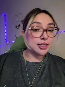 Snapshot of nativepumpkin95 chatting on 03/18/25, 03:53 nativepumpkin95 online show from 03/18/25, 03:53