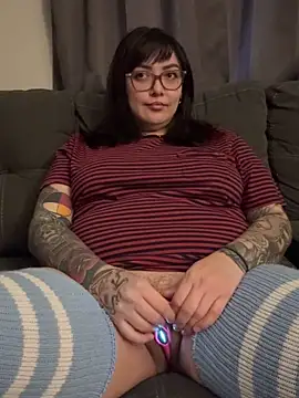 Snapshot of nativepumpkin95 chatting on 09/11/25, 11:05 nativepumpkin95 online show from 09/11/25, 11:05