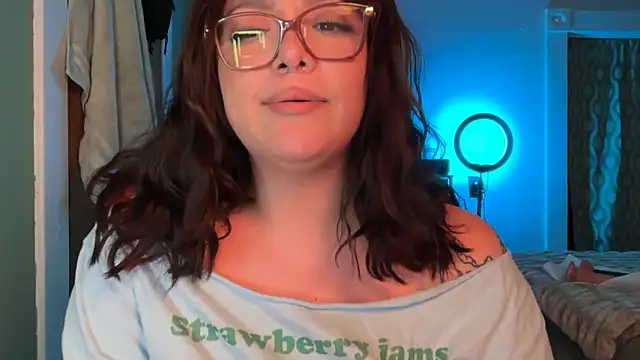 Snapshot of nativepumpkin95 chatting on 11/02/25, 06:16 nativepumpkin95 online show from 11/02/25, 06:16