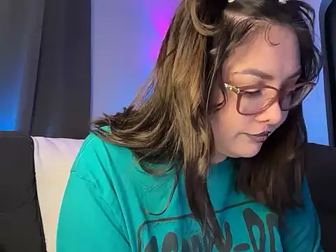 Snapshot of nativepumpkin95 chatting on 11/16/25, 11:10 nativepumpkin95 online show from 11/16/25, 11:10