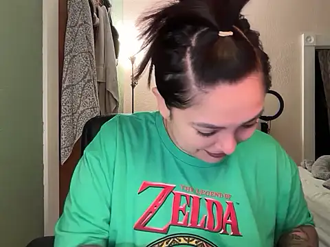 Snapshot of nativepumpkin95 chatting on 11/18/25, 08:46 nativepumpkin95 online show from 11/18/25, 08:46