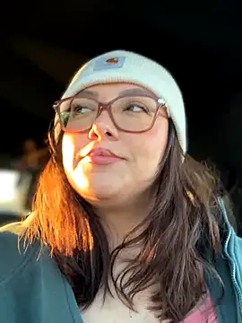 Snapshot of nativepumpkin95 chatting on 11/22/25, 10:31 nativepumpkin95 online show from 11/22/25, 10:31