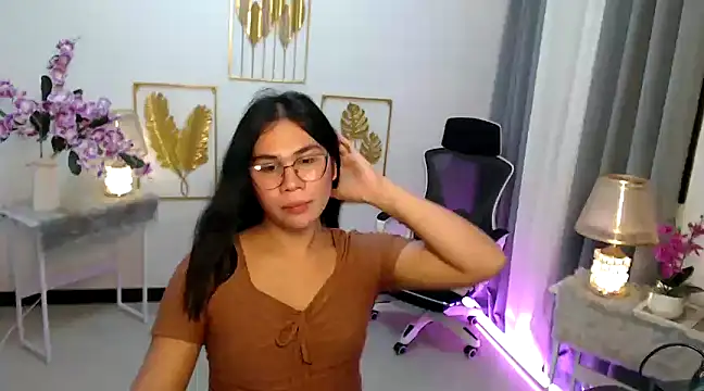 Snapshot of Asian_flabby chatting on 12/23/24, 03:33 Asian flabby online show from 12/23/24, 03:33