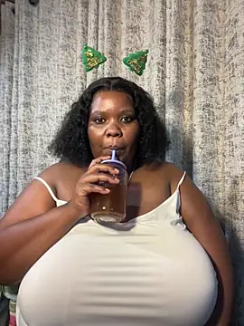 Michyboldy online show from 12/22/25, 12:29