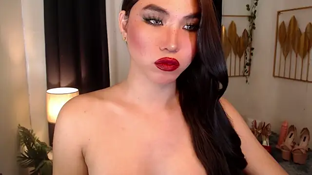 Snapshot of sahara_ts chatting on 02/13/25, 03:39 sahara ts online show from 02/13/25, 03:39