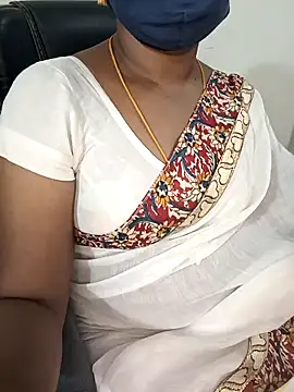 Snapshot of Tamil-hotwife chatting on 10/04/25, 05:00 Tamil-hotwife online show from 10/04/25, 05:00