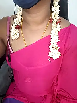 Snapshot of Tamil-hotwife chatting on 10/09/25, 09:51 Tamil-hotwife online show from 10/09/25, 09:51