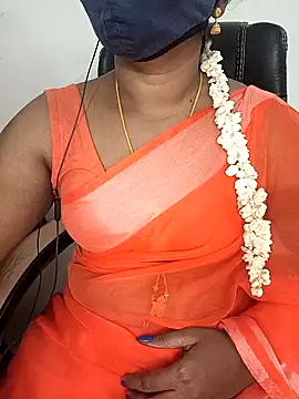 Tamil-hotwife online show from 10/27/25, 08:24