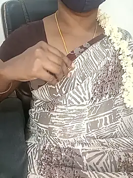 Tamil-hotwife online show from 02/17/26, 06:03