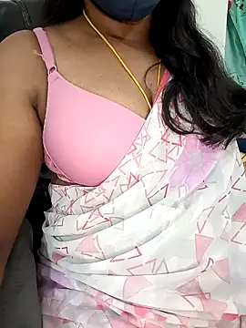 Tamil-hotwife online show from 04/03/26, 09:51