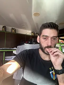 Snapshot of dk2995 chatting on 12/11/24, 09:41 dk2995 online show from 12/11/24, 09:41