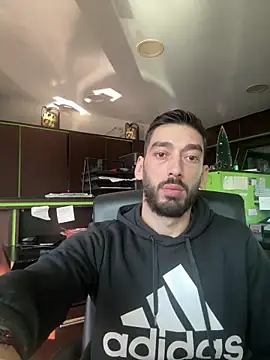 Snapshot of dk2995 chatting on 01/03/25, 09:25 dk2995 online show from 01/03/25, 09:25