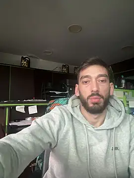 Snapshot of dk2995 chatting on 01/04/25, 09:21 dk2995 online show from 01/04/25, 09:21