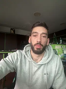 Snapshot of dk2995 chatting on 01/04/25, 01:31 dk2995 online show from 01/04/25, 01:31