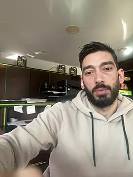 Snapshot of dk2995 chatting on 01/08/25, 09:00 dk2995 online show from 01/08/25, 09:00