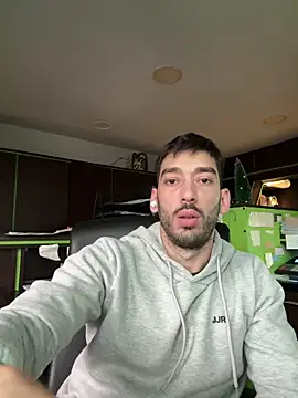 Snapshot of dk2995 chatting on 01/30/25, 10:08 dk2995 online show from 01/30/25, 10:08