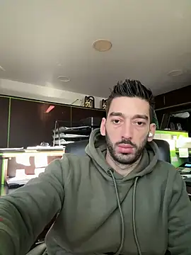 Snapshot of dk2995 chatting on 02/01/25, 08:08 dk2995 online show from 02/01/25, 08:08