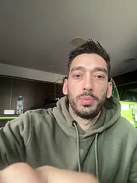 Snapshot of dk2995 chatting on 02/03/25, 10:14 dk2995 online show from 02/03/25, 10:14