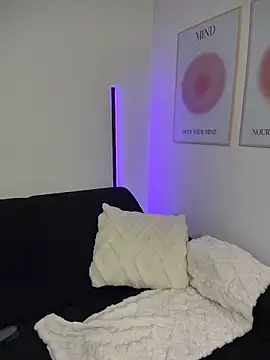 Sara mocca  online show from 02/24/26, 07:23