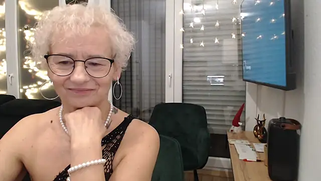 Hot Ann52 online show from 12/16/24, 05:43