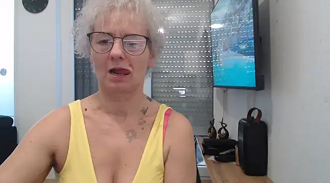 Hot Ann52 online show from 02/04/25, 09:49