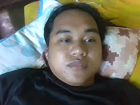 Snapshot of bettina_love chatting on 05/15/26, 02:51 bettina love online show from 05/15/26, 02:51