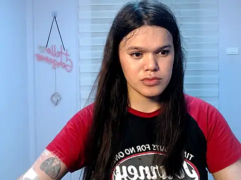 Snapshot of Miss_Ivanawolf chatting on 05/13/26, 11:18 Miss Ivanawolf online show from 05/13/26, 11:18