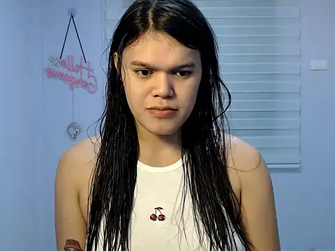 Snapshot of Miss_Ivanawolf chatting on 05/19/26, 12:11 Miss Ivanawolf online show from 05/19/26, 12:11