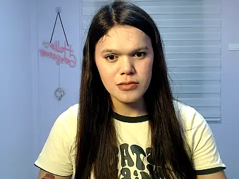 Snapshot of Miss_Ivanawolf chatting on 05/25/26, 12:11 Miss Ivanawolf online show from 05/25/26, 12:11