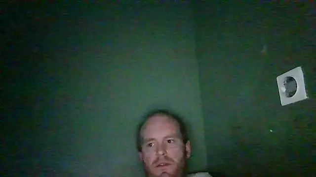 Snapshot of Janssen88 chatting on 11/14/25, 11:35 Janssen88 online show from 11/14/25, 11:35