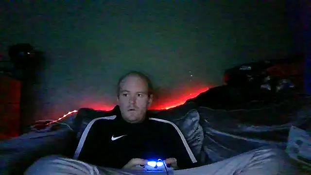 Snapshot of Janssen88 chatting on 11/18/25, 05:28 Janssen88 online show from 11/18/25, 05:28