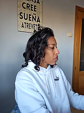 Goldenlace online show from 11/26/25, 10:05