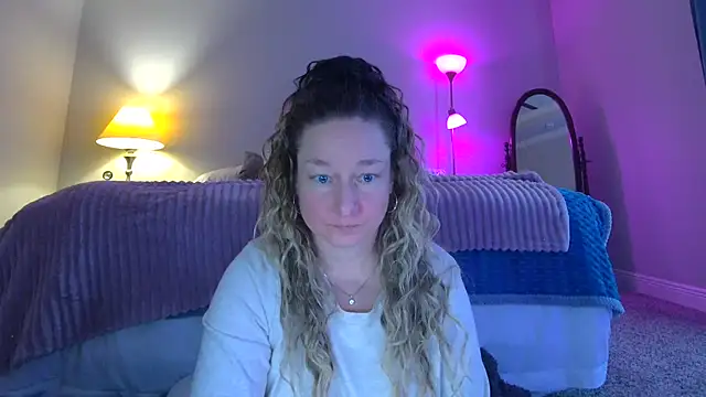 Snapshot of Vivian_MayXxX chatting on 02/02/25, 07:46 Vivian MayXxX online show from 02/02/25, 07:46
