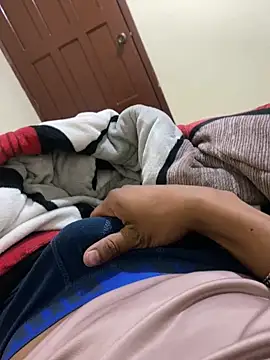 stuard-19 online show from 11/28/25, 06:49