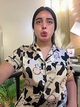 Snapshot of HotstuffCherrySummer chatting on 02/26/25, 12:25 HotstuffCherrySummer online show from 02/26/25, 12:25