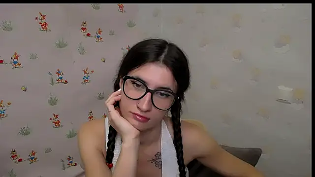 MaryEm976 online show from 10/24/25, 09:06