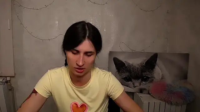 Snapshot of MaryEm976 chatting on 05/21/26, 08:10 MaryEm976 online show from 05/21/26, 08:10