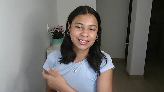 dark enchantress  online show from 12/14/24, 02:45