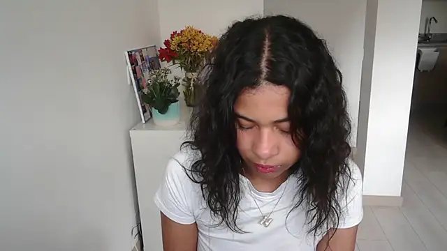 dark enchantress  online show from 01/14/25, 10:12