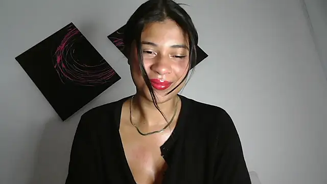 dark enchantress  online show from 11/05/25, 09:48