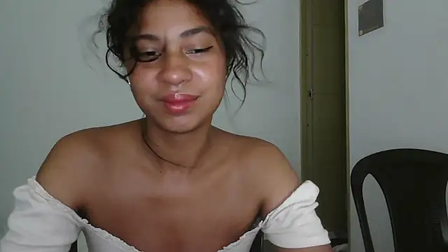 Snapshot of dark_enchantress_ chatting on 04/02/26, 05:38 dark enchantress online show from 04/02/26, 05:38