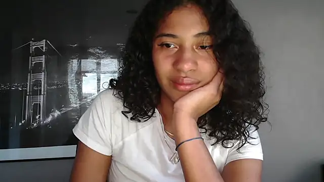 Snapshot of dark_enchantress_ chatting on 07/25/26, 11:02 dark enchantress online show from 07/25/26, 11:02