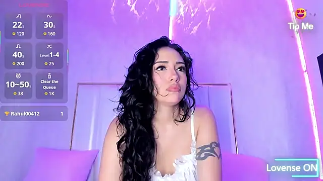 zarahfoster online show from 04/23/26, 06:54