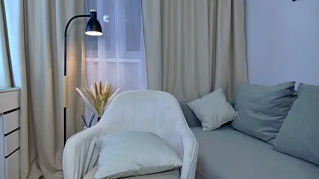 KylieLips online show from 03/17/26, 06:00