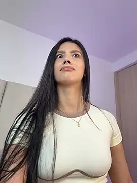 Lauraxx69 online show from 08/08/26, 08:55