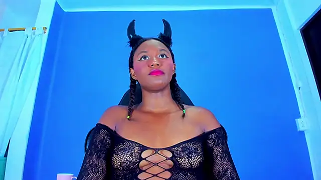 Snapshot of MAILYN_ER chatting on 01/15/25, 08:05 MAILYN ER online show from 01/15/25, 08:05