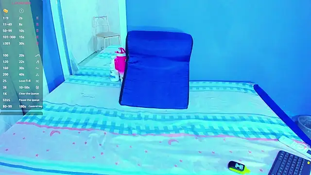 Snapshot of MAILYN_ER chatting on 03/21/25, 08:29 MAILYN ER online show from 03/21/25, 08:29