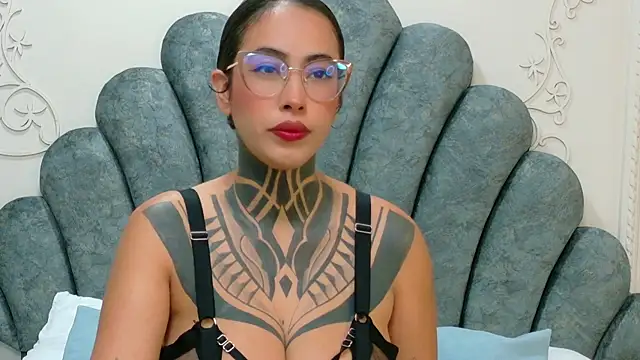 Snapshot of NicoleBlum chatting on 07/28/26, 01:32 NicoleBlum online show from 07/28/26, 01:32