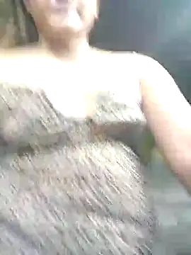 Snapshot of Sexiest_quen chatting on 03/05/25, 01:17 Sexiest quen online show from 03/05/25, 01:17
